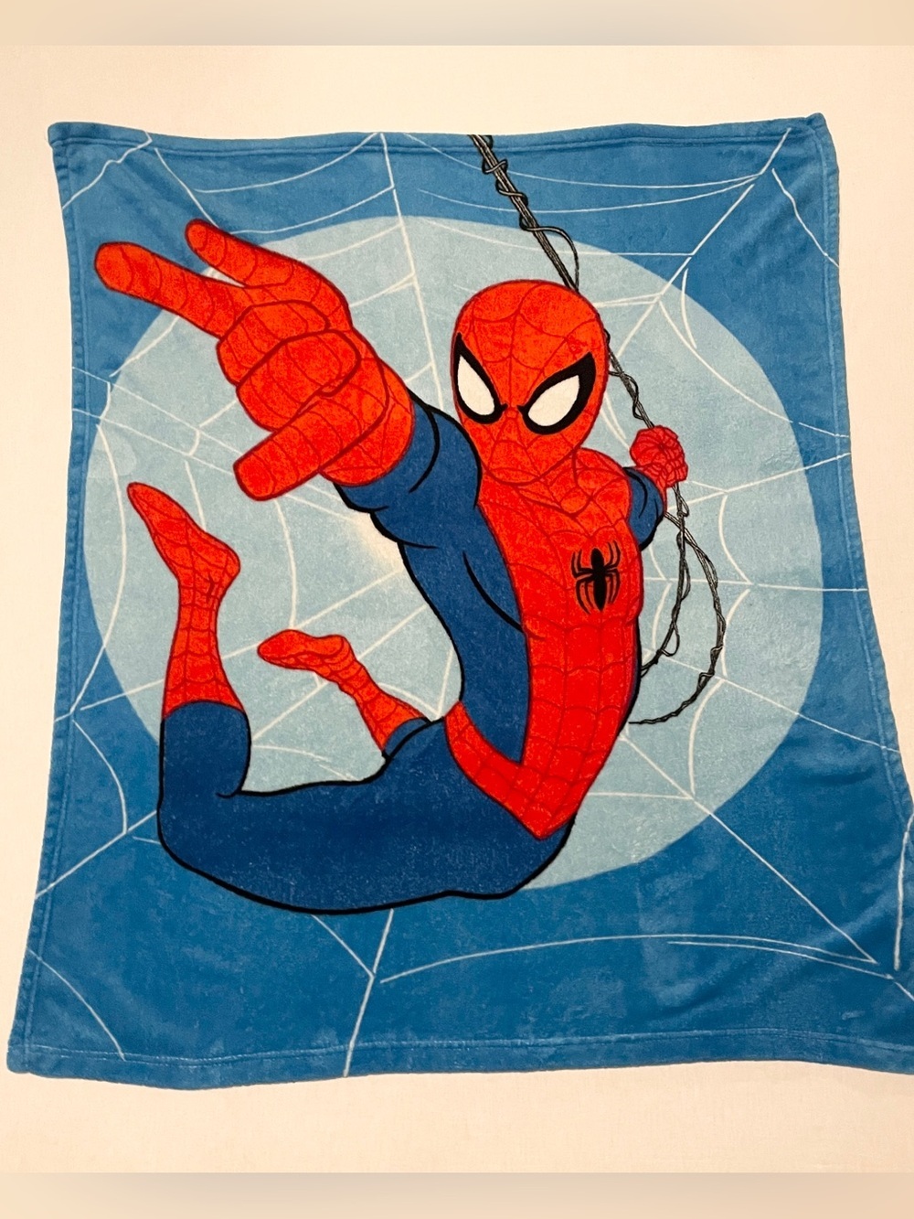 Ultimate Spider-Man Plush Fleece Throw Blanket Blue